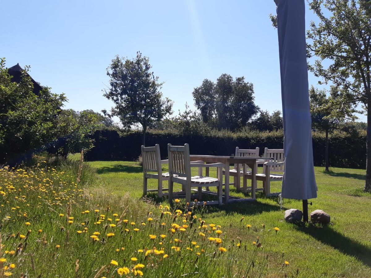 Gastenverblijf Lheederhof Dwingeloo Buitenkant foto